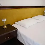 Asti Hotel de apartamente